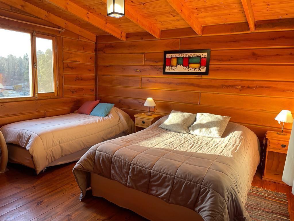 Dormitorio en Entrepiso<br> Sommier matrimonial y Sommier simple <br> Mueble con cajones y estantes